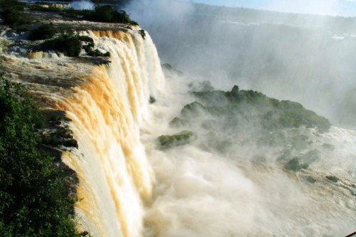 伊瓜苏:世界上最宽的瀑布(组图),世界上第一大瀑布